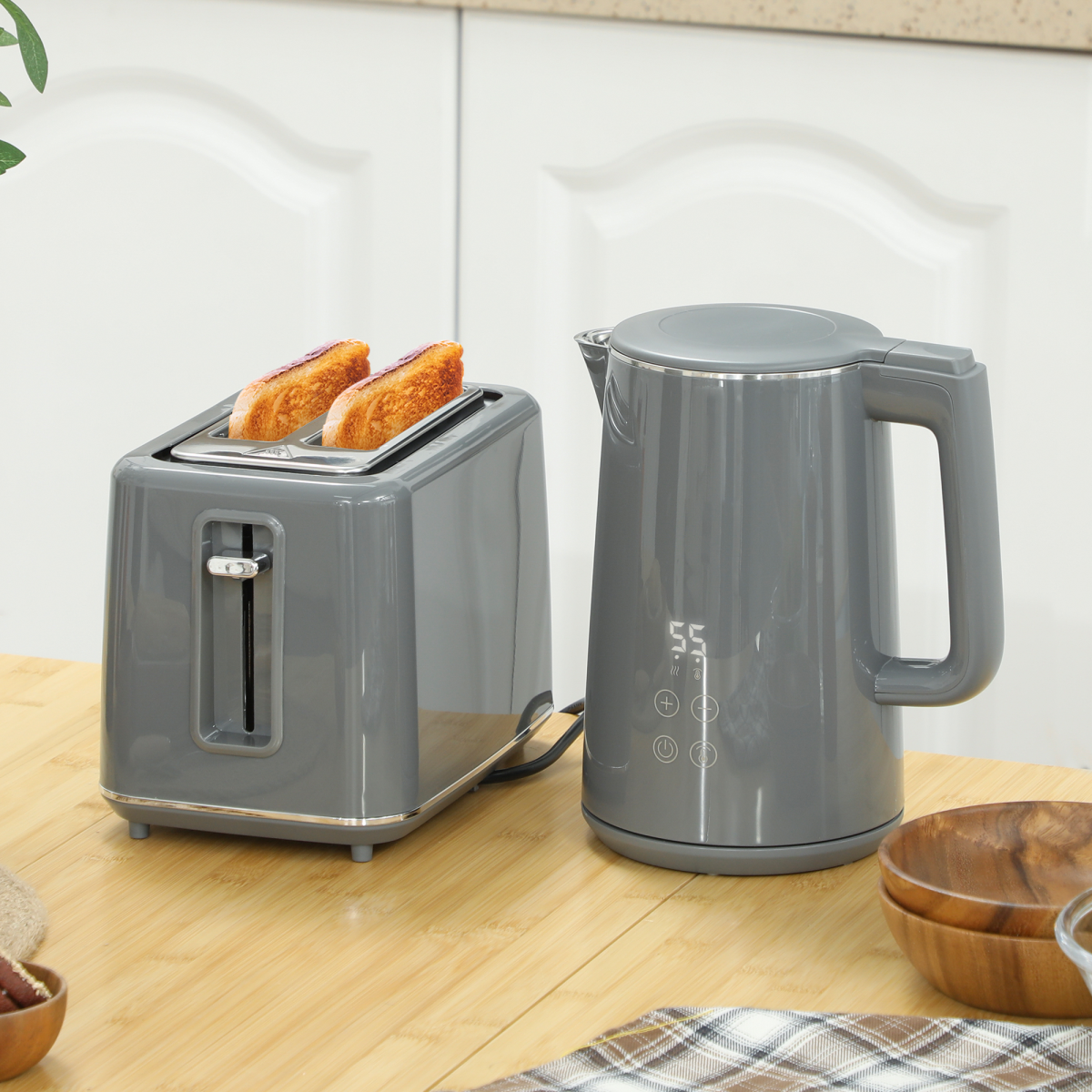 Kettle And Toaster Set